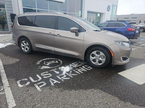 Molten Silver 2017 Chrysler Pacifica Touring-L