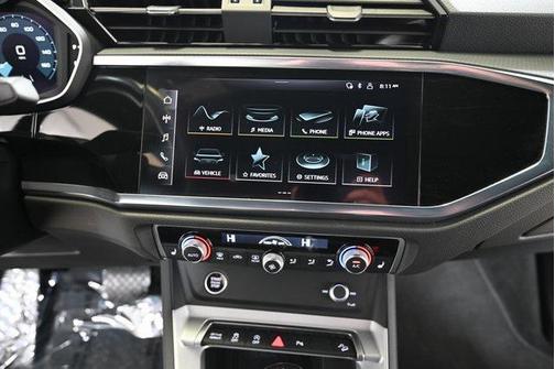2024 Audi Q3 Premium 45 TFSI S line quattro Tiptronic