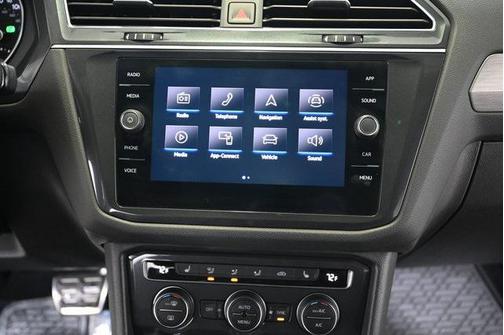 2021 Volkswagen Tiguan 2.0T SE R-Line Black