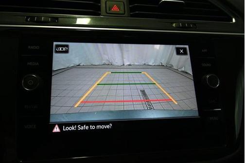 2021 Volkswagen Tiguan 2.0T SE R-Line Black