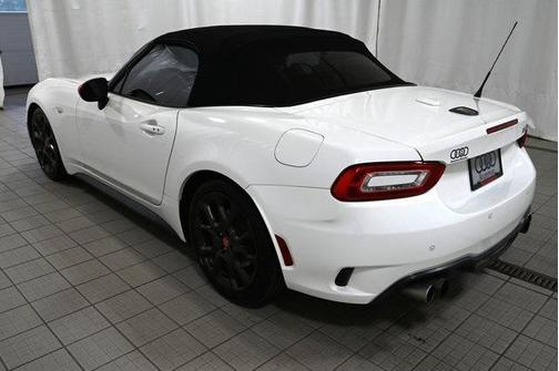 2018 FIAT 124 Spider Base