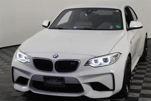 Alpine White 2017 BMW M2 Base