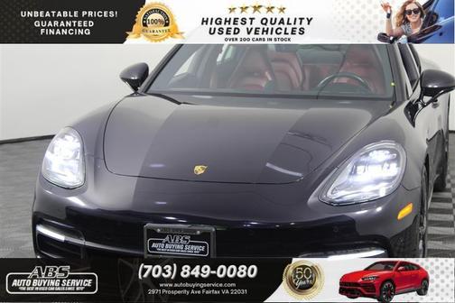 Jet Black Metallic 2018 Porsche Panamera 4