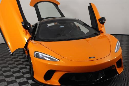 2022 McLaren GT Coupe