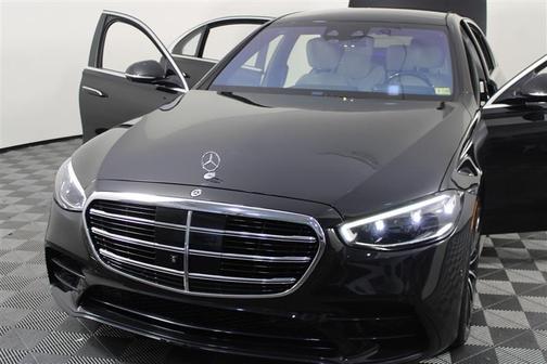 Black 2021 Mercedes-Benz S-Class 4MATIC
