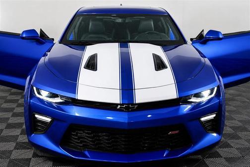 Hyper Blue Metallic 2017 Chevrolet Camaro 2SS