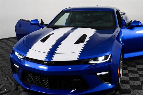 Hyper Blue Metallic 2017 Chevrolet Camaro 2SS