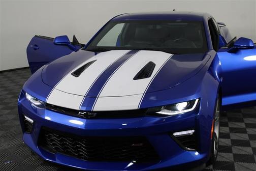 Hyper Blue Metallic 2017 Chevrolet Camaro 2SS