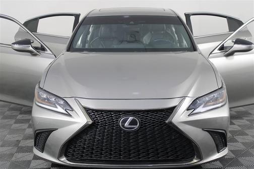 2019 Lexus ES 350 Base