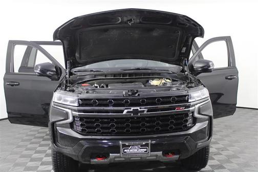 2022 Chevrolet Suburban 4WD Z71