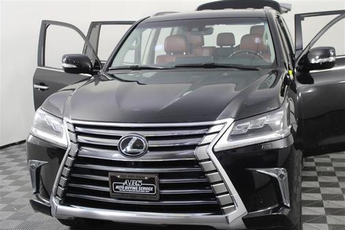 2016 Lexus LX 570 Base