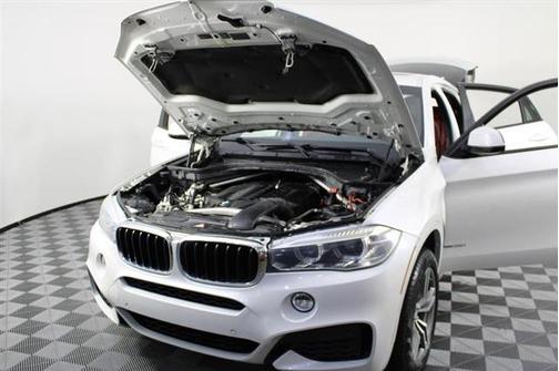2015 BMW X6 xDrive35i