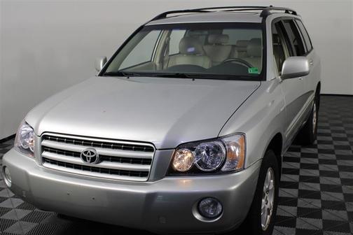 2003 Toyota Highlander Base