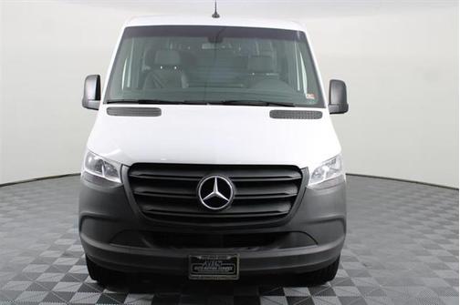 2022 Mercedes-Benz Sprinter 2500 Standard Roof