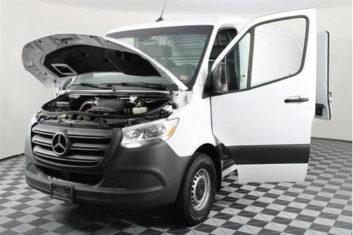 2022 Mercedes-Benz Sprinter 2500 Standard Roof