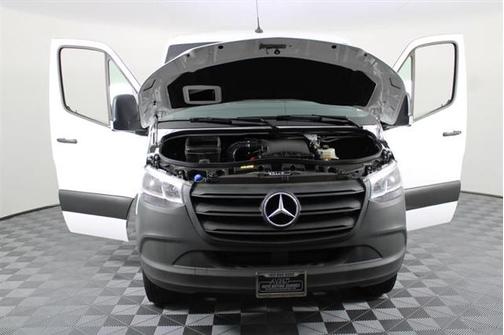 2022 Mercedes-Benz Sprinter 2500 Standard Roof