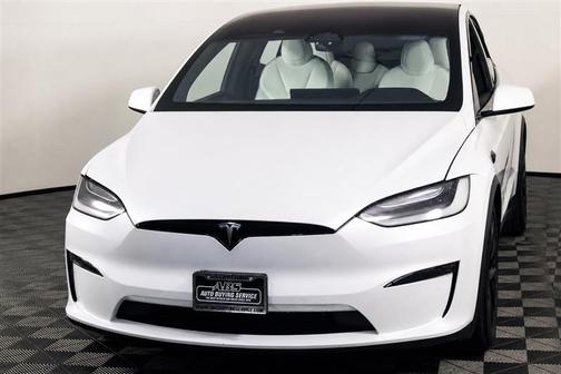 Pearl White Multi-Coat 2022 Tesla Model X Dual Motor All-Wheel Drive