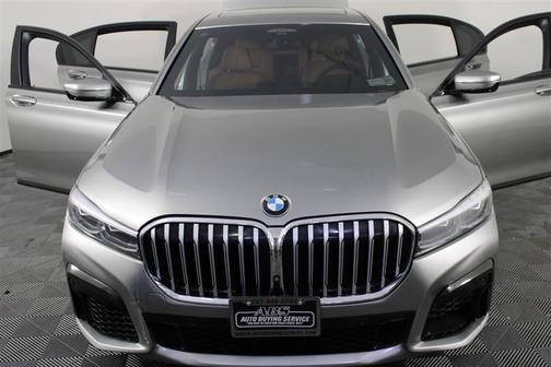 2020 BMW 750 i xDrive