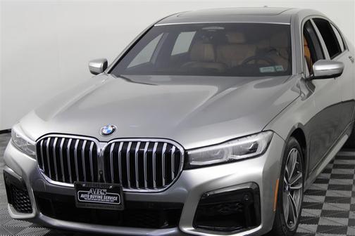 2020 BMW 750 i xDrive