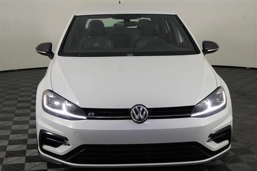 2019 Volkswagen Golf R 2.0T DSG