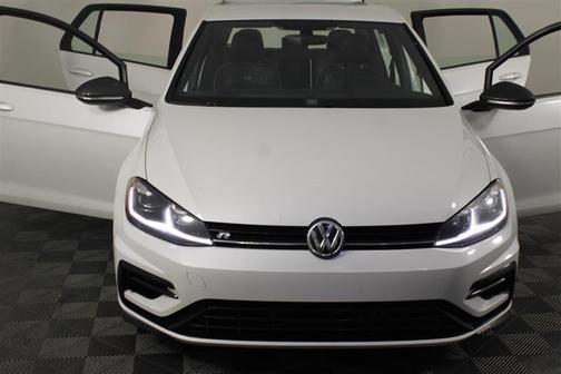 2019 Volkswagen Golf R 2.0T DSG