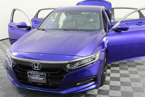 Crystal Black Pearl 2018 Honda Accord Sport