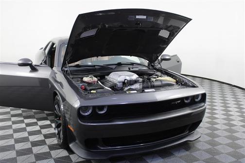 2015 Dodge Challenger SRT Hellcat