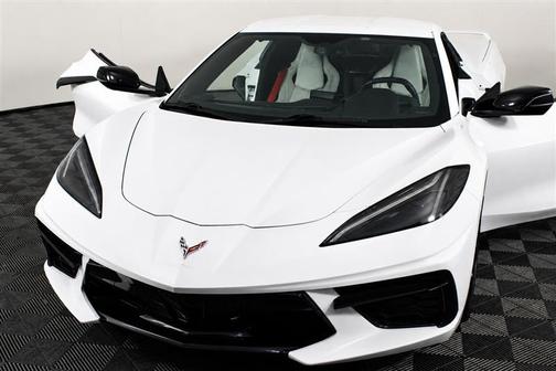 Arctic White 2022 Chevrolet Corvette Stingray w/1LT