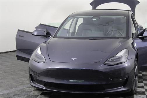Deep Blue Metallic 2023 Tesla Model 3 Standard Range