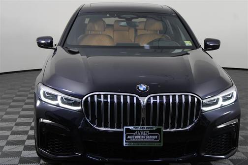 2021 BMW 750 i xDrive
