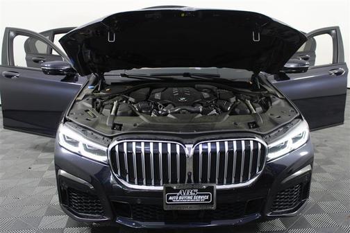 2021 BMW 750 i xDrive