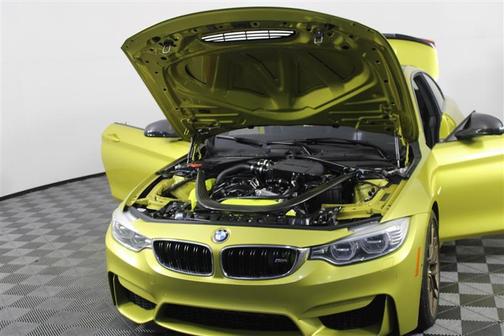 Austin Yellow Metallic 2015 BMW M4 Base