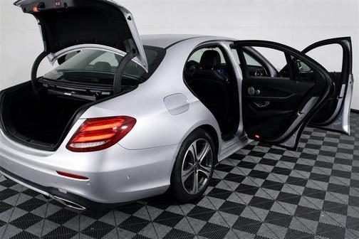 Diamond Silver Metallic 2018 Mercedes-Benz E-Class E 300