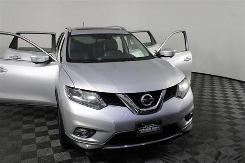 Brilliant Silver 2015 Nissan Rogue SL