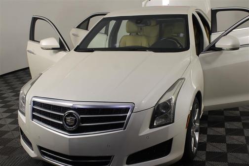 White Diamond Tricoat 2013 Cadillac ATS 2.5L Luxury
