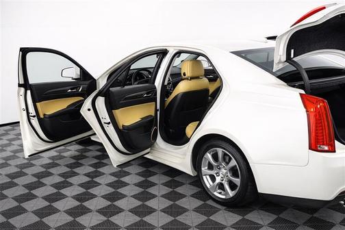 White Diamond Tricoat 2013 Cadillac ATS 2.5L Luxury