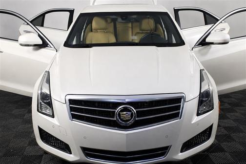 White Diamond Tricoat 2013 Cadillac ATS 2.5L Luxury