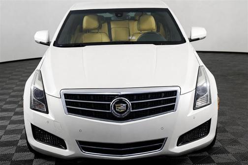 White Diamond Tricoat 2013 Cadillac ATS 2.5L Luxury