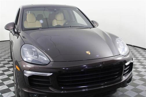 2018 Porsche Cayenne Platinum Edition