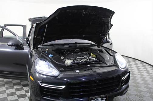 2018 Porsche Cayenne Turbo