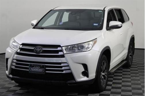 2018 Toyota Highlander LE