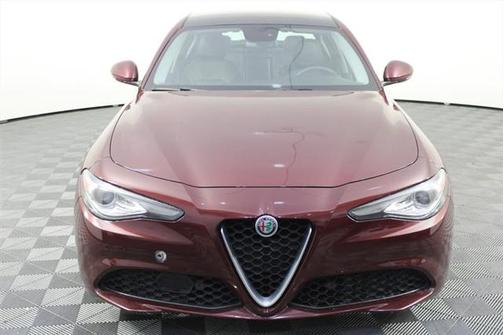 2017 Alfa Romeo Giulia Base