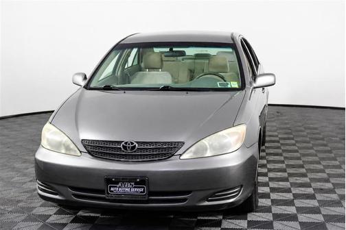 Phantom Gray Pearl 2004 Toyota Camry LE V6