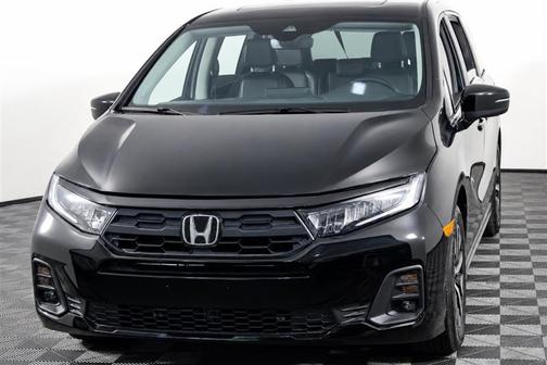 Crystal Black Pearl 2025 Honda Odyssey EX-L