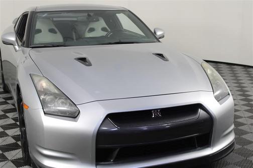 2009 Nissan GT-R Premium