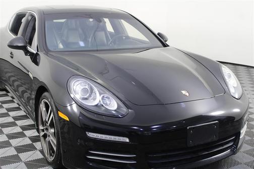 2014 Porsche Panamera 4S Executive