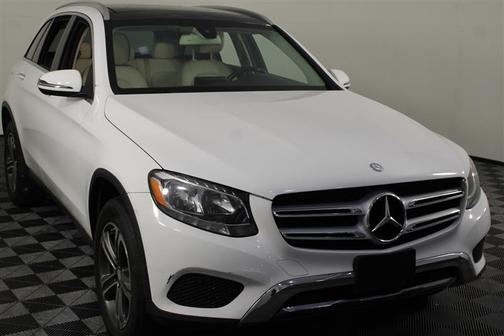 Polar White 2016 Mercedes-Benz GLC 300 4MATIC