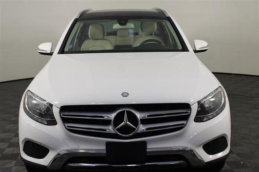Polar White 2016 Mercedes-Benz GLC 300 4MATIC