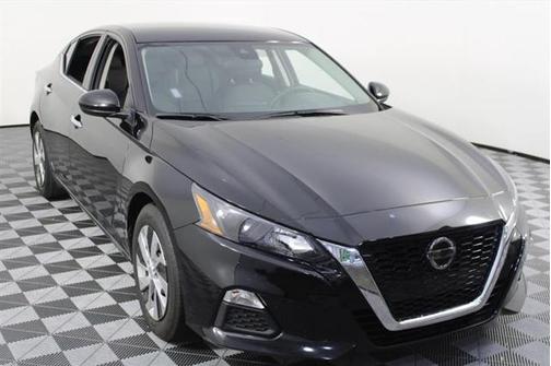 2022 Nissan Altima S FWD