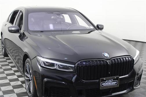 Jet Black 2020 BMW 750 i xDrive